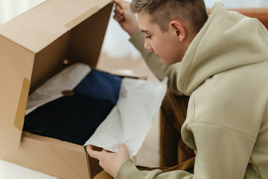 how to buy stuff on shopify